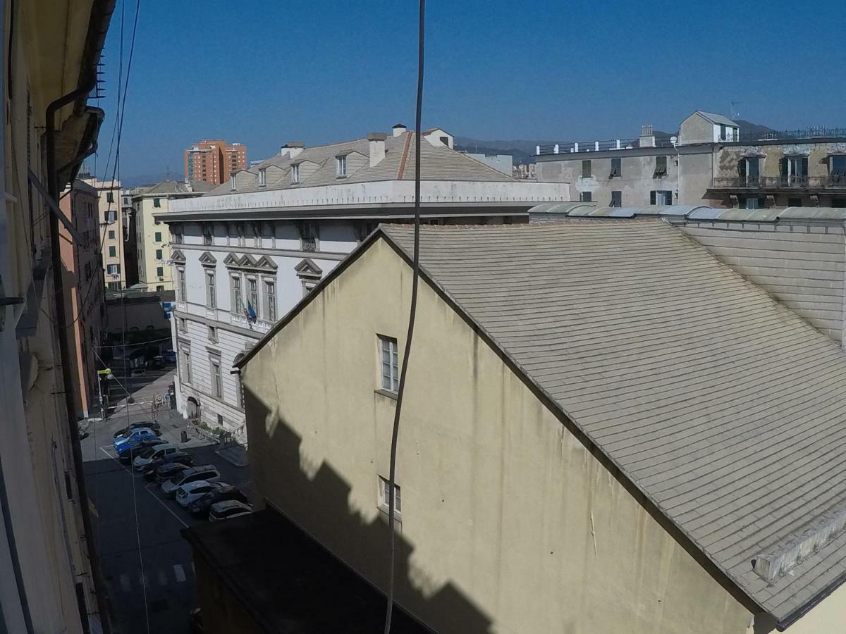 Dietro Il Teatro Modena Genua Buitenkant foto
